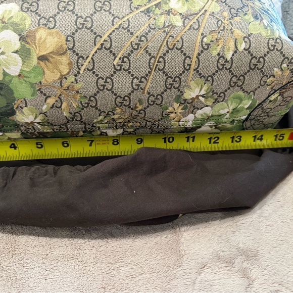 Gucci Bloom reversible tote or lap top bag - Picture 14 of 15